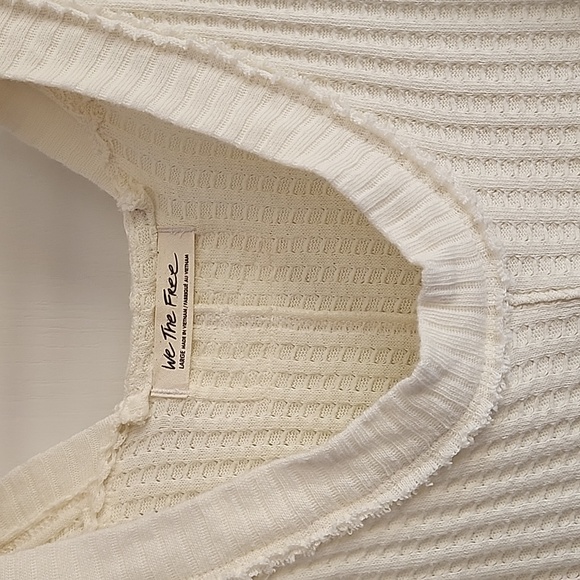 NWOT FREE PEOPLE New Magic Thermal size Large in color Bones / cream - Picture 9 of 13